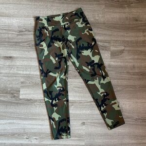 VOGO Athletica camo print leggings